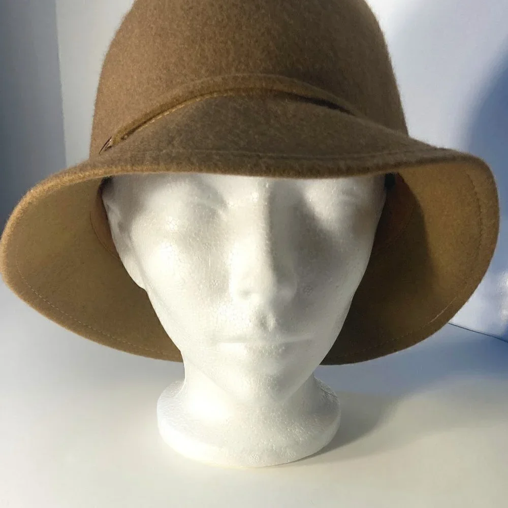 Source Unknown cloche hat